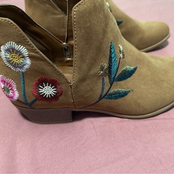 Indigo Tan Ankle Boots with Floral Embroidery - Picture 1 of 6